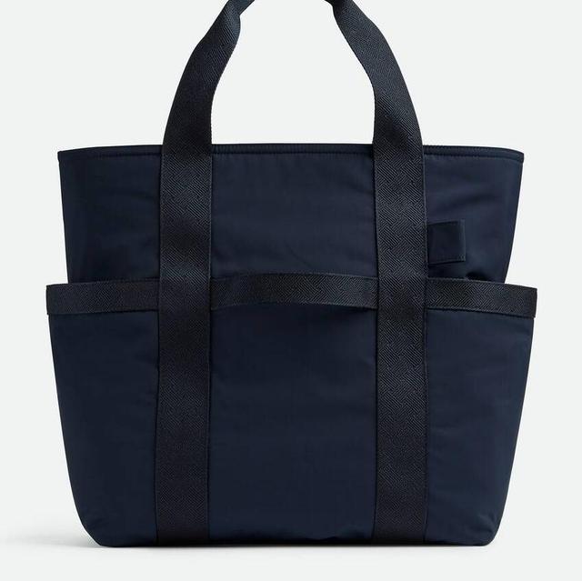 Voyager Zippered Tote