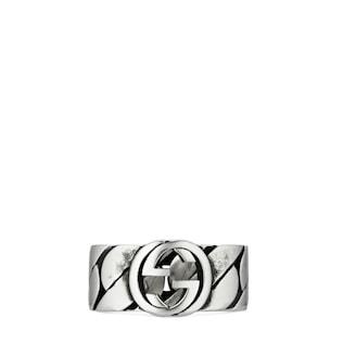Ring with Interlocking G