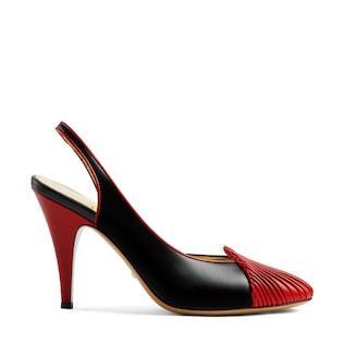 Women's slingback pump with pleats
