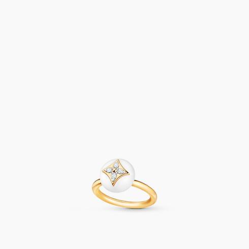 Color Blossom Ring, Yellow Gold, White Gold, White Agate And Diamonds