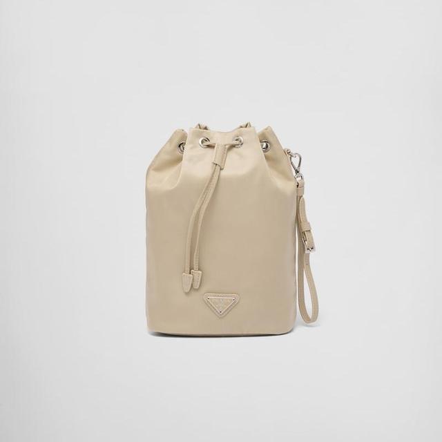 Re-Nylon pouch