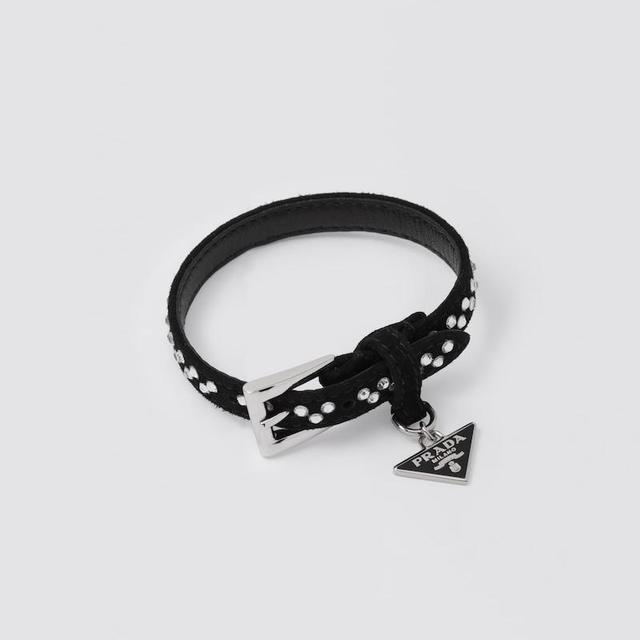 Suede bracelet with crystals